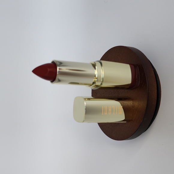 5 Piece Makeup Sample Set - Makeup Eraser, Milani, IBY, Covergirl, & BarryM - Picture 7 of 16